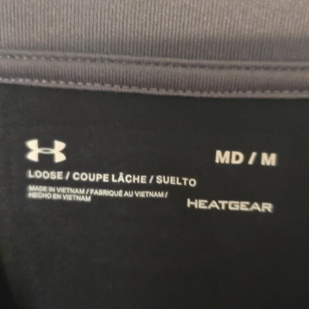 Under Armour‎ Men’s HeatGear Long Sleeve Gray Quarter Zip Shirt Size Medium